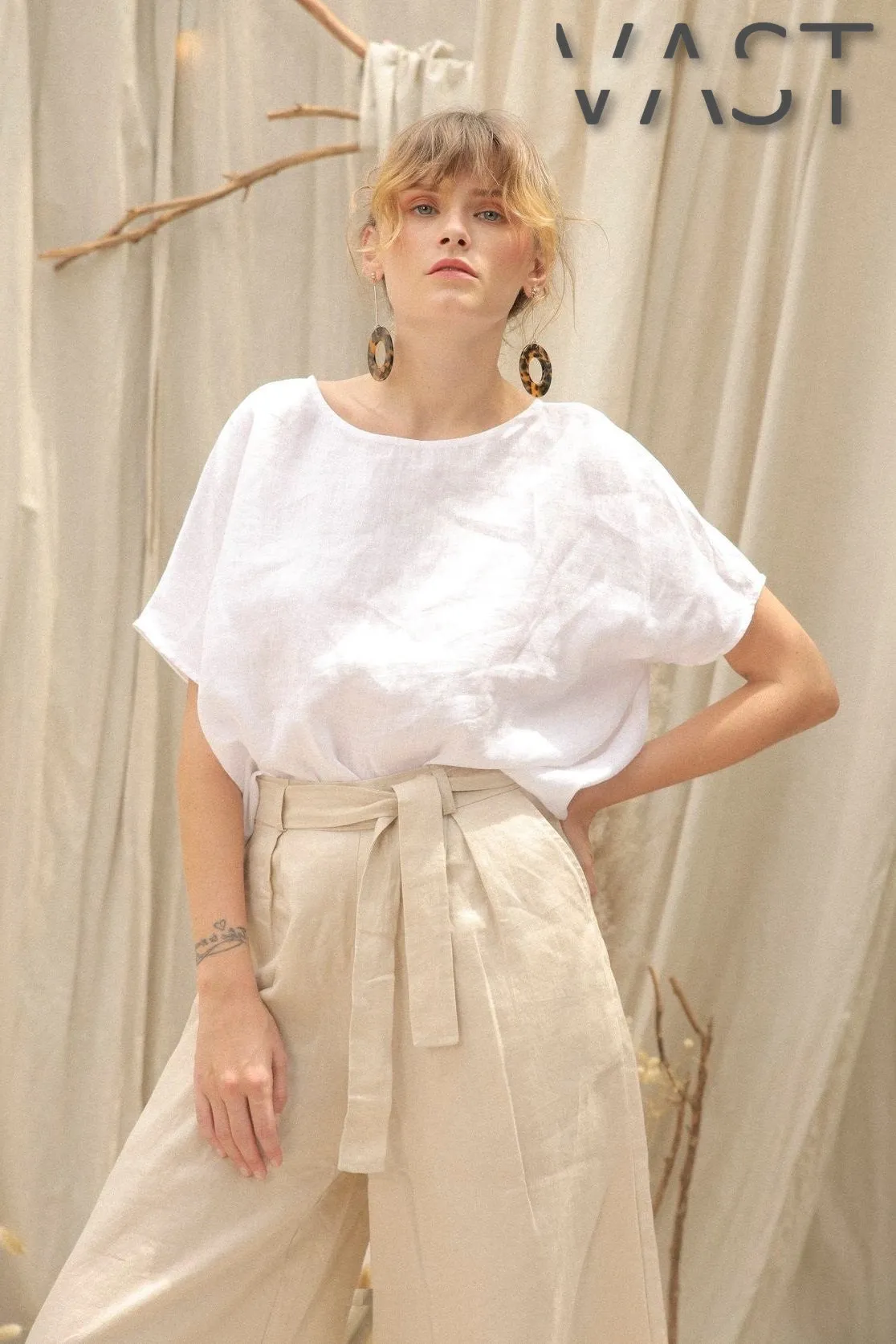Andie Square Linen Top